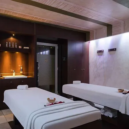 Og Chateau De Pizay Hotel 4*